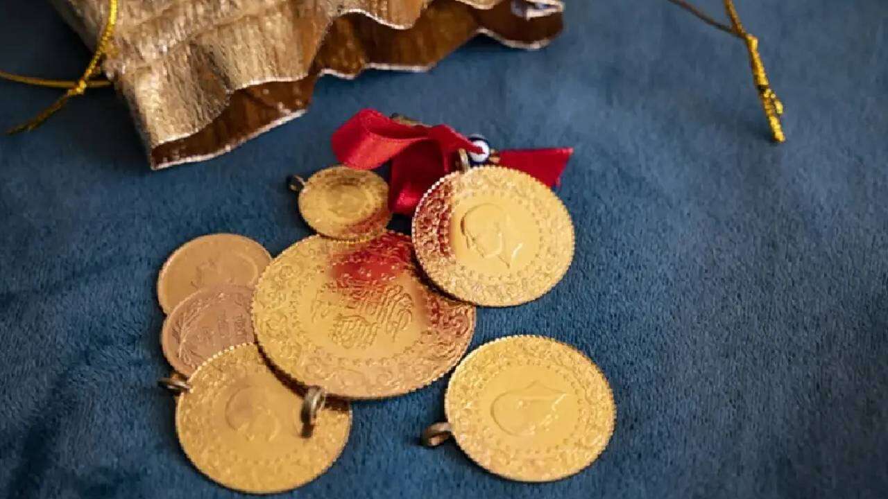 Altını olanlar dikkat! Uzman isim tarihi açıkça belirtti: Gram altın için rekor rakam 7